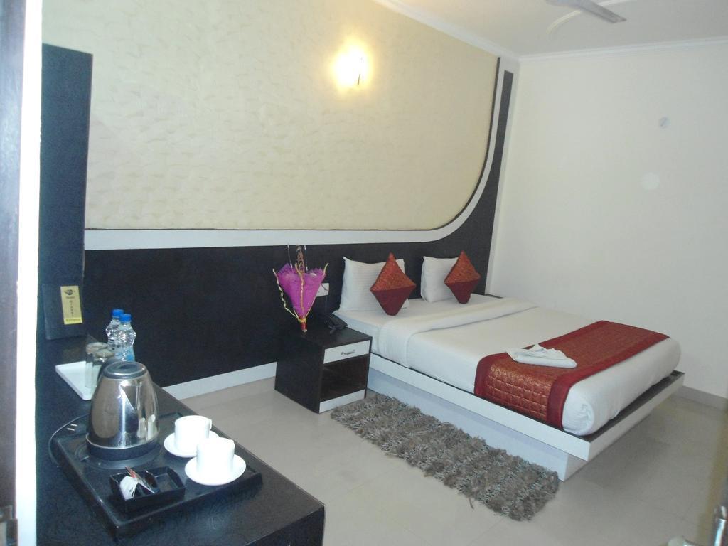 Hotel Global Radiance 뉴델리 외부 사진