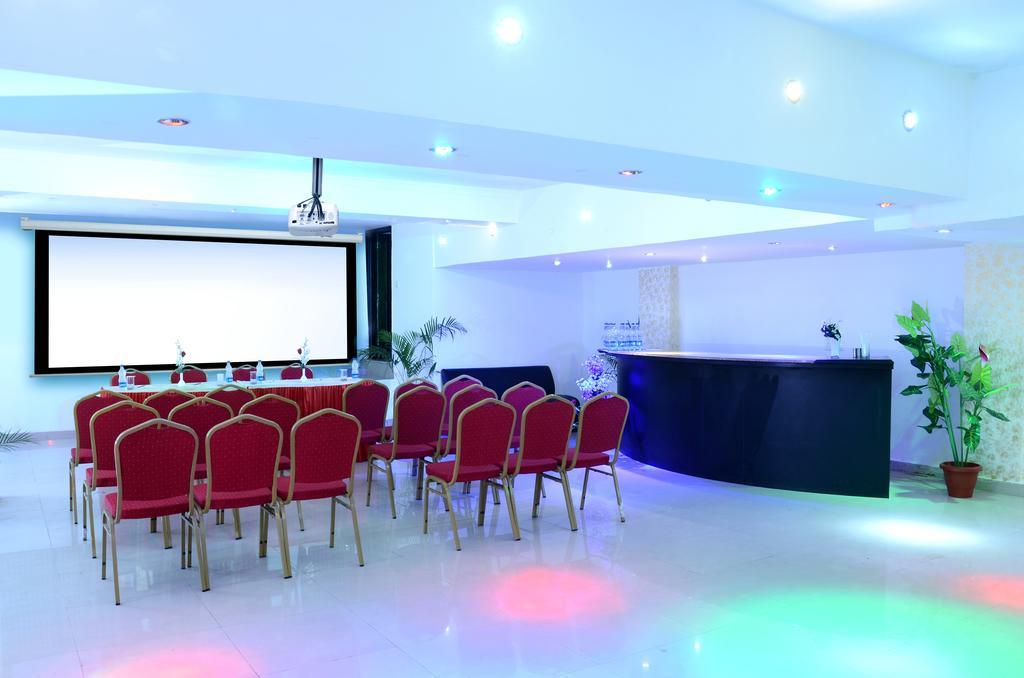Hotel Global Radiance 뉴델리 외부 사진