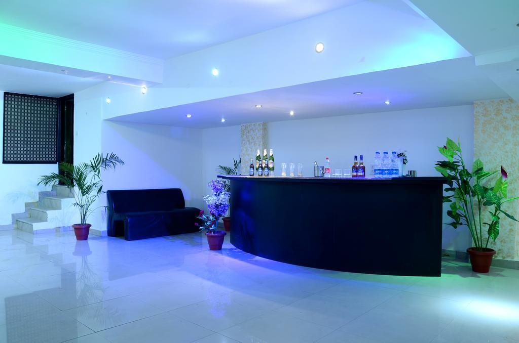 Hotel Global Radiance 뉴델리 외부 사진